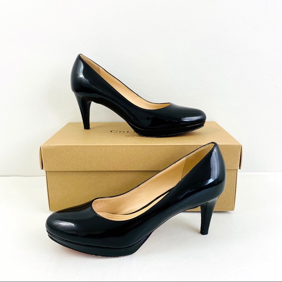 cole haan chelsea low pump